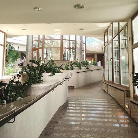 Apartment Carbona Silk *