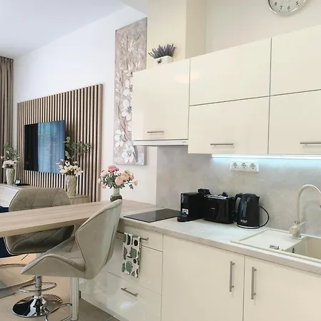 Apartment Carbona Silk Heviz